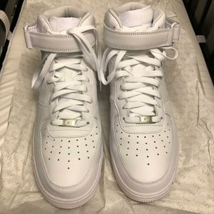 Nike Air Force 1 MID